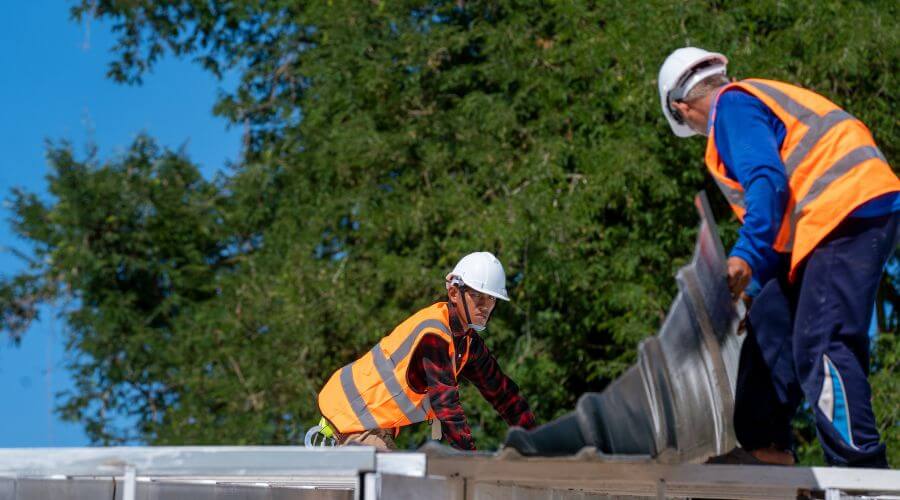 Professional new roof installation services in Iowa Falls, IA